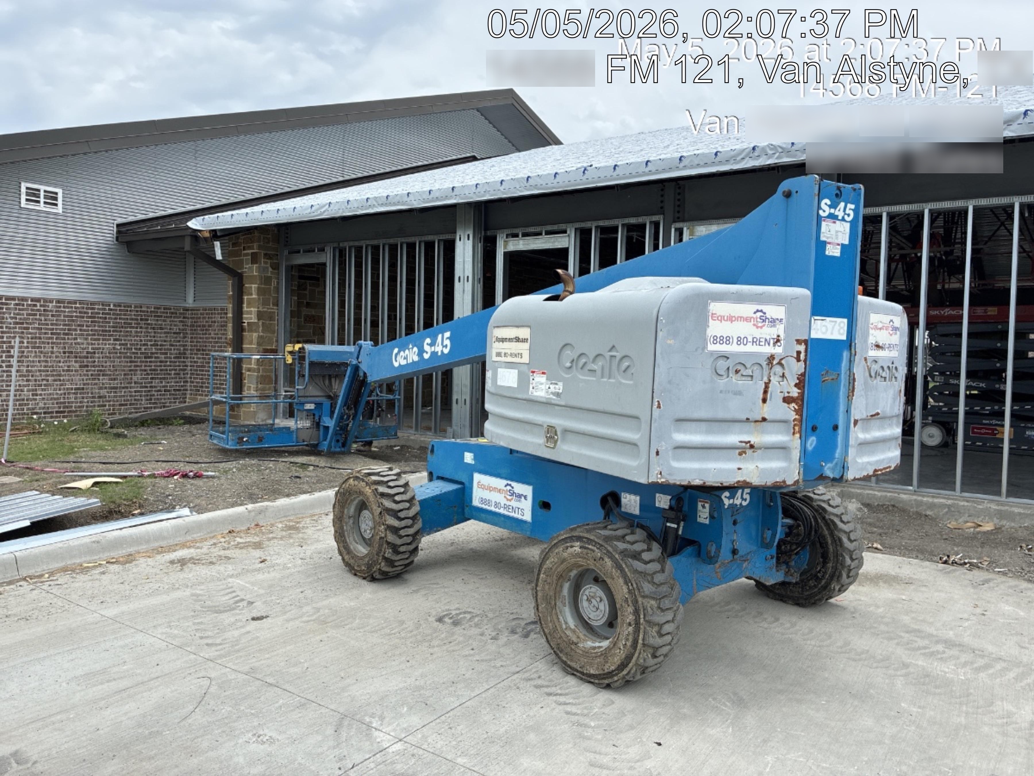 2017 GENIE S-45