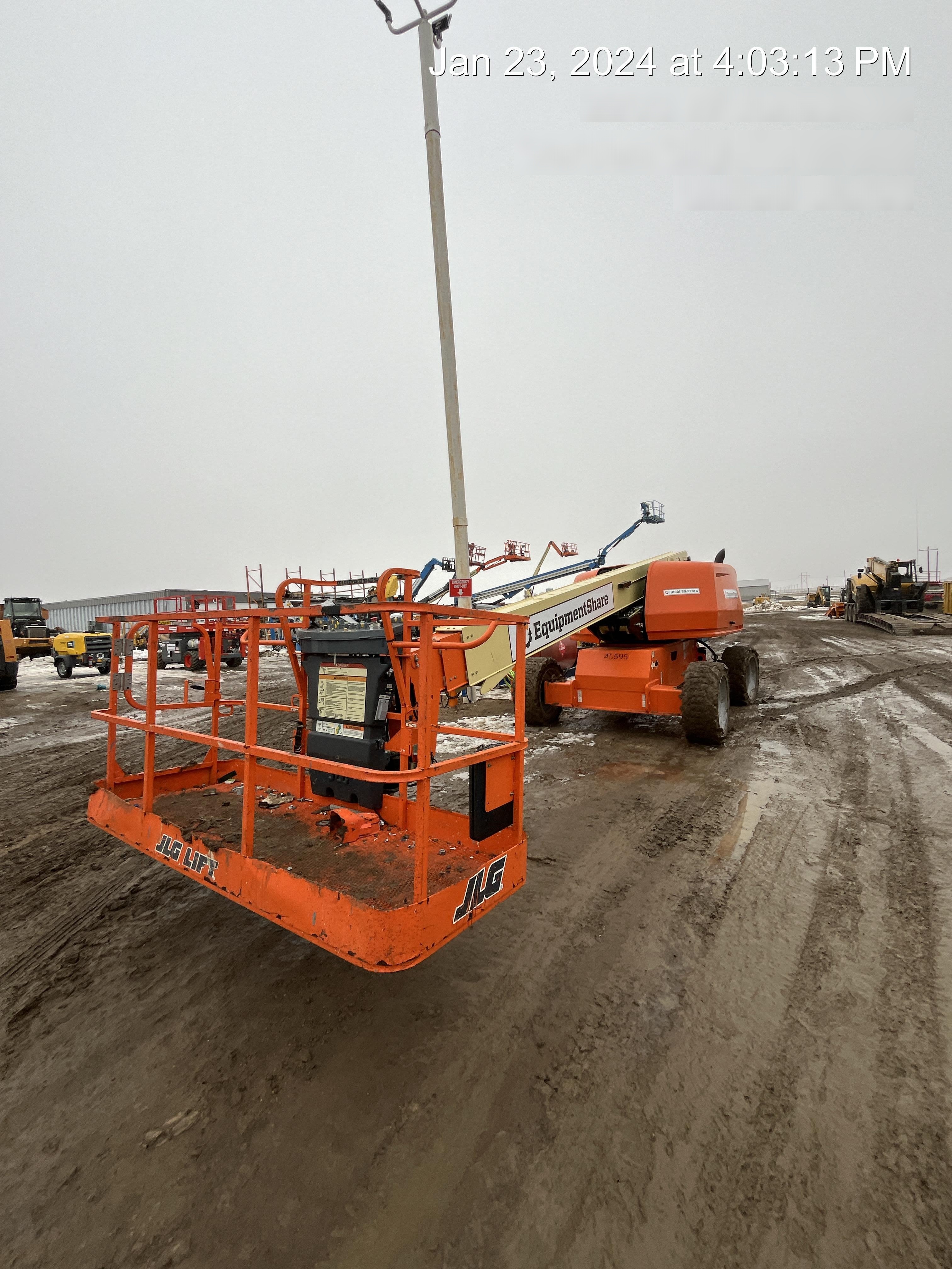 2019 JLG 600S 4WD