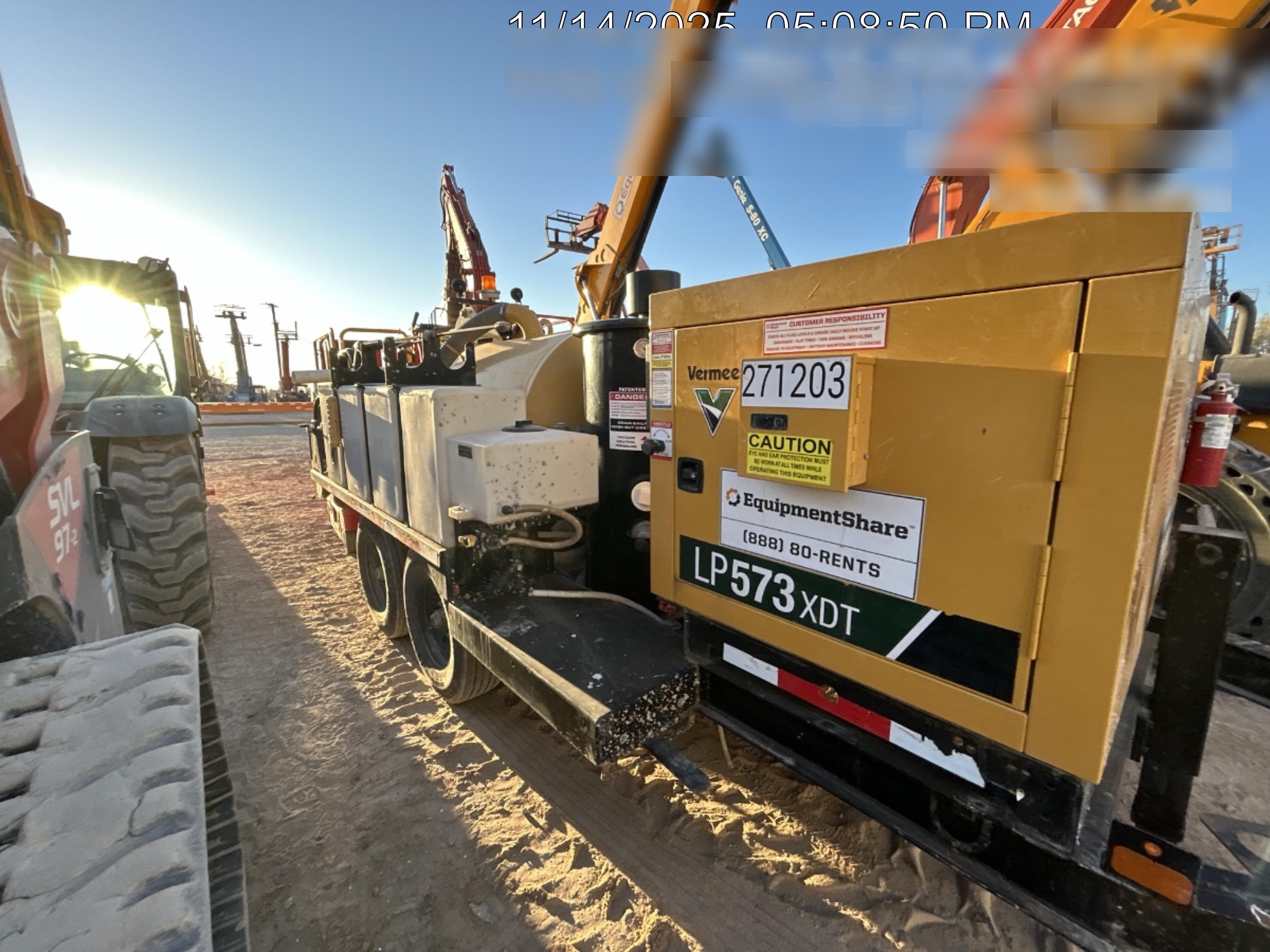 2023 VAC-TRON LP573XDT