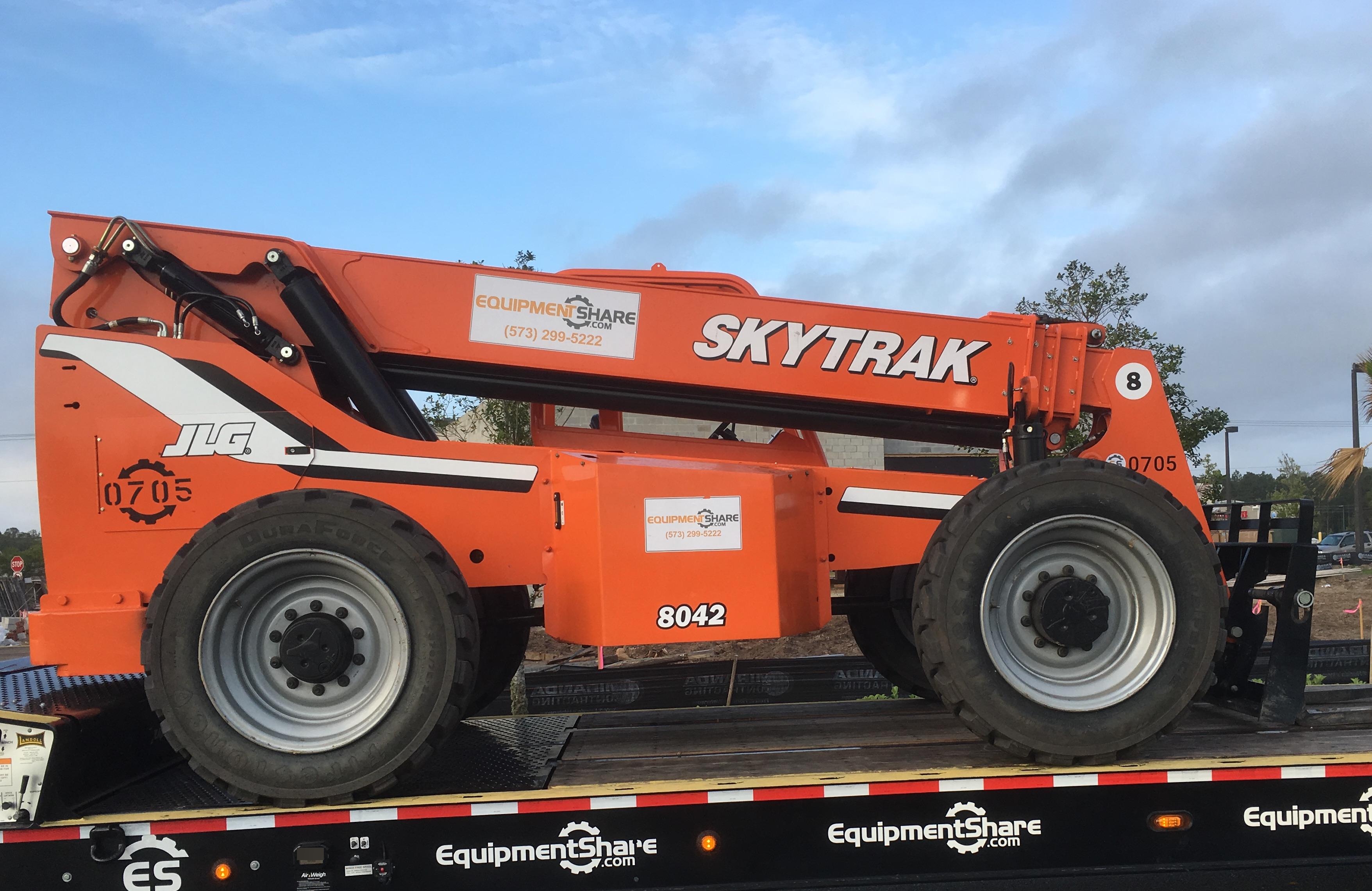 2007 SKYTRAK 8042