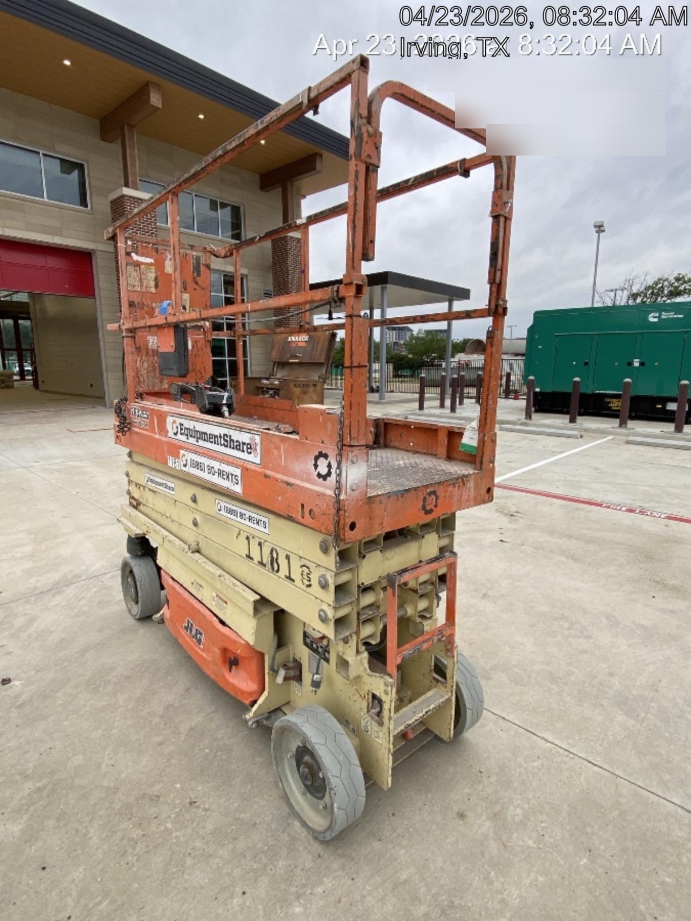 2016 JLG 2632ES