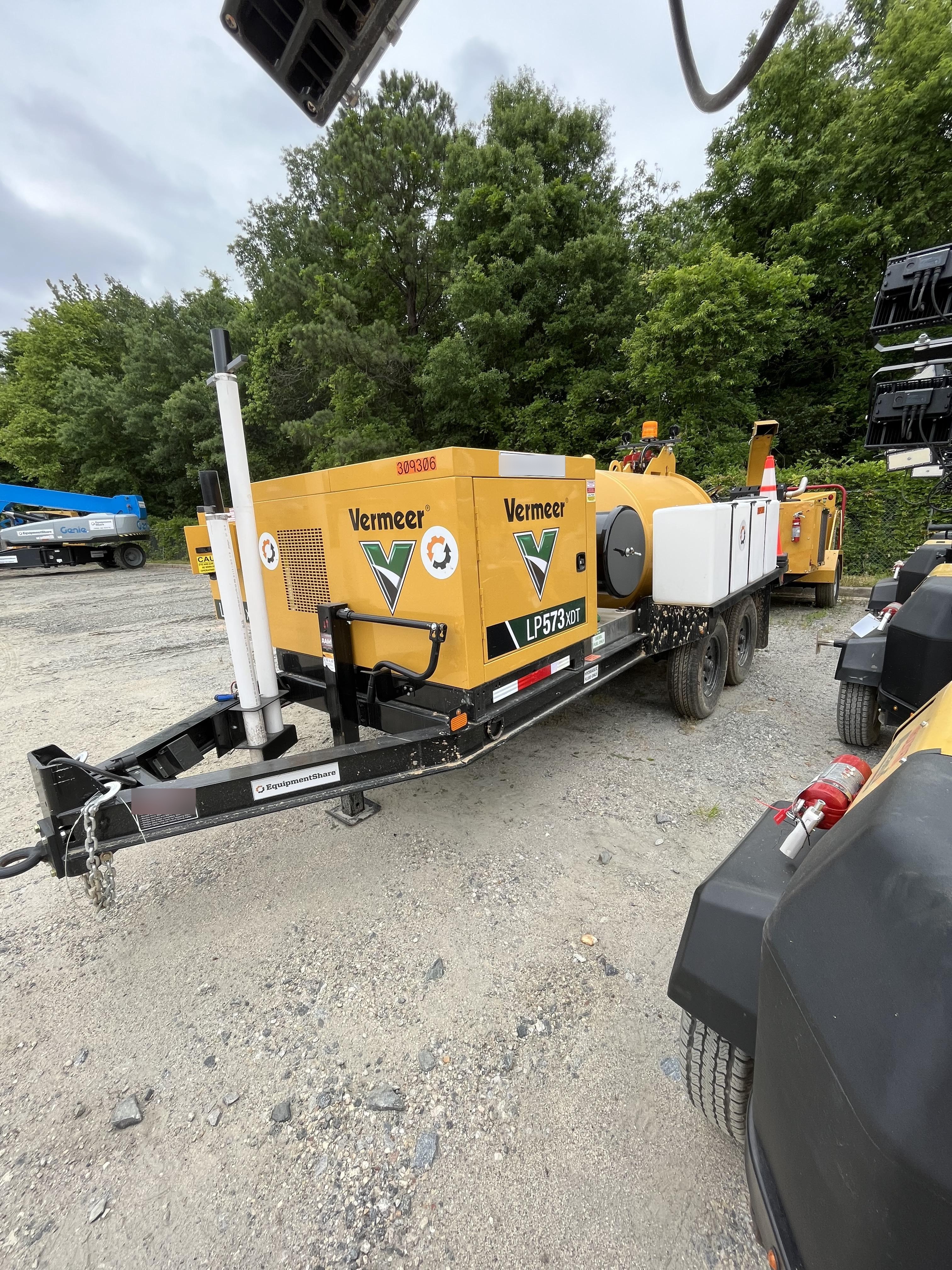 2023 VAC-TRON LP573XDT
