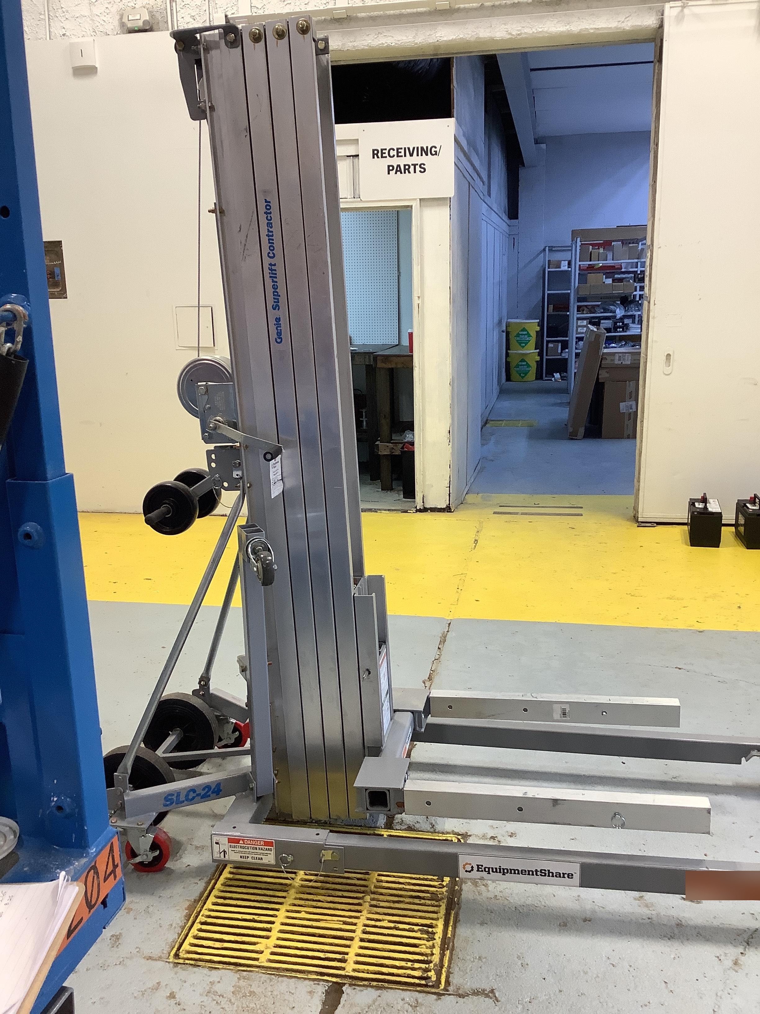 2020 GENIE SLC-24