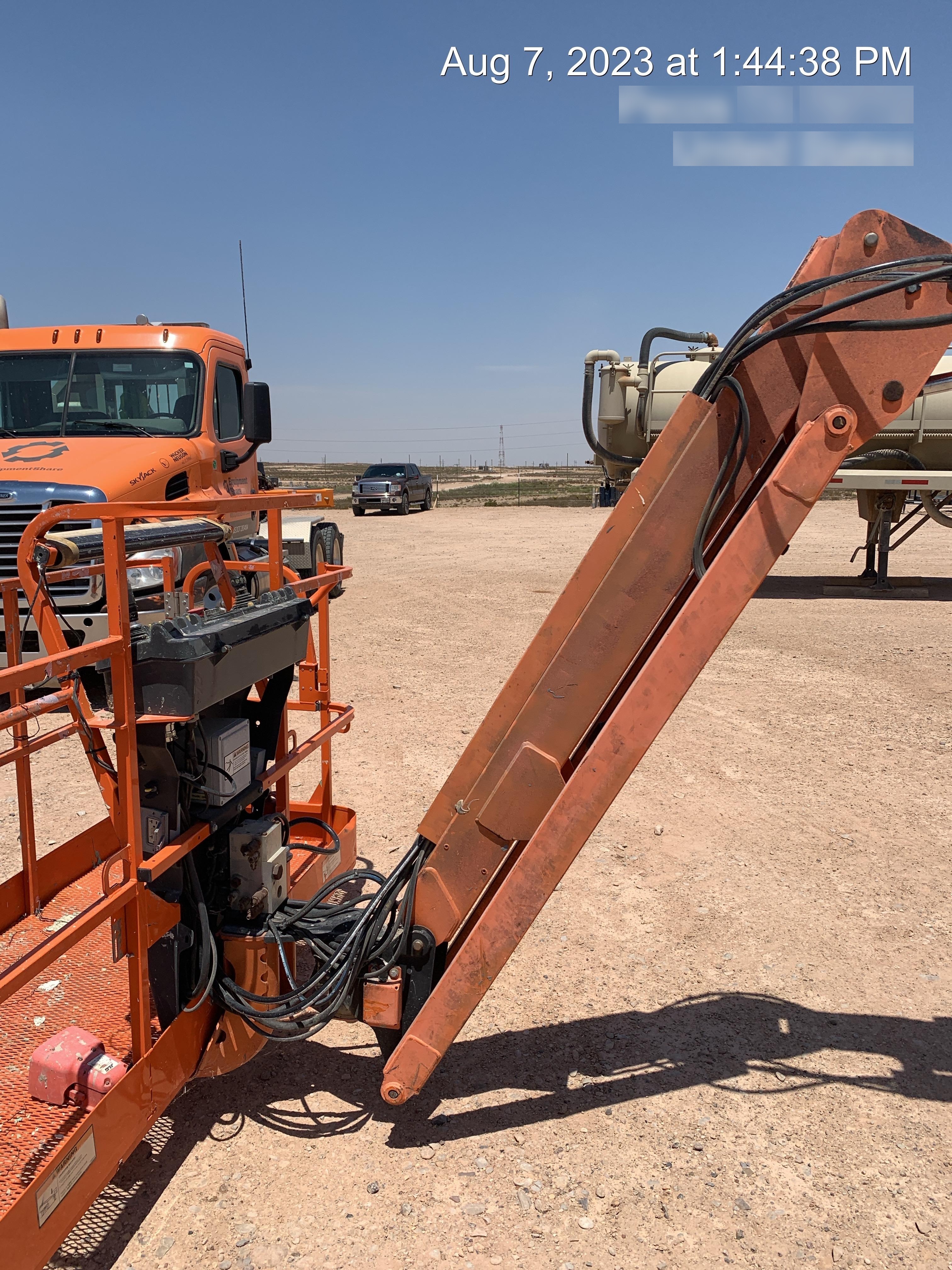 2007 JLG 860SJ