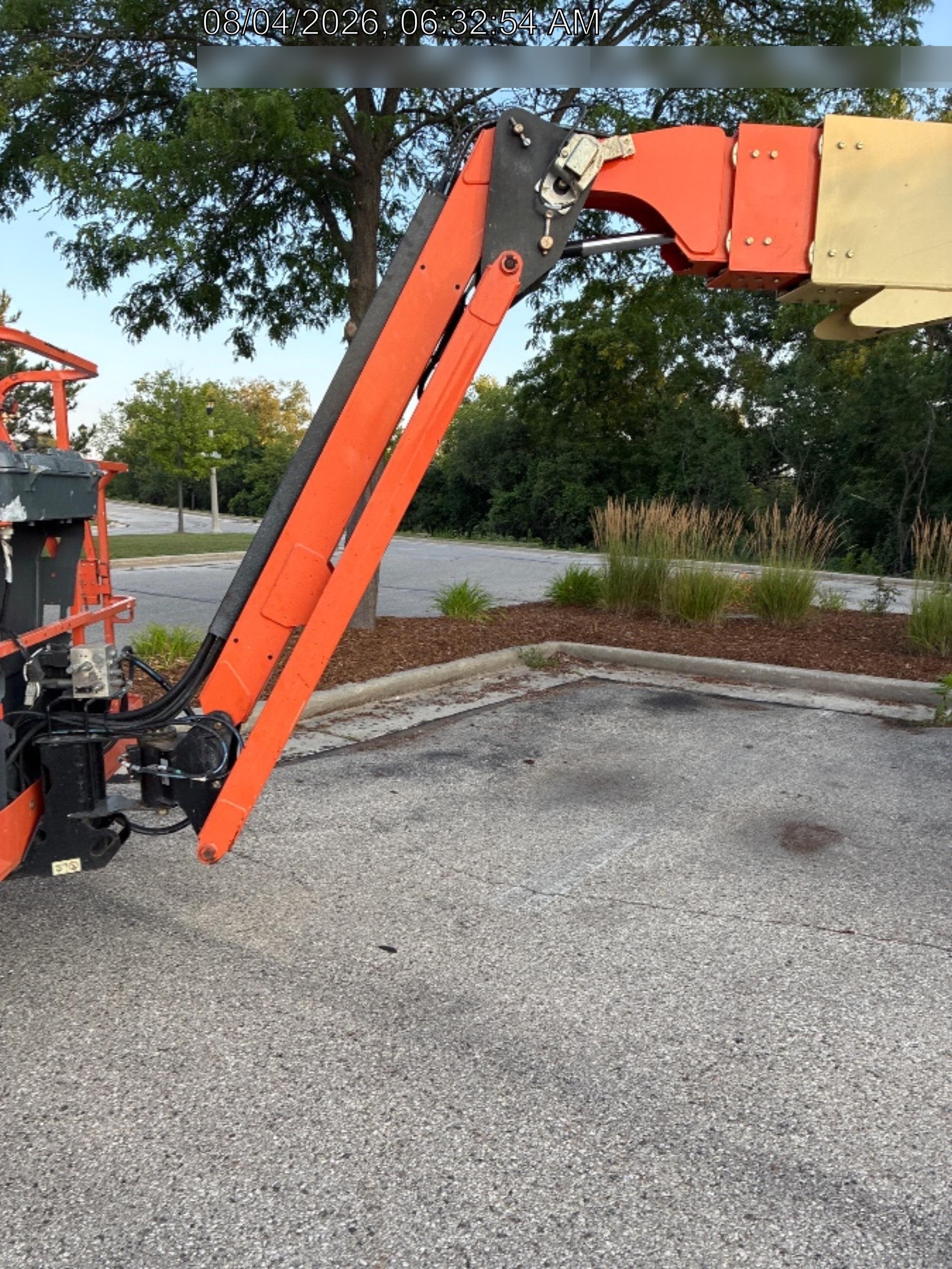2019 JLG 660SJ