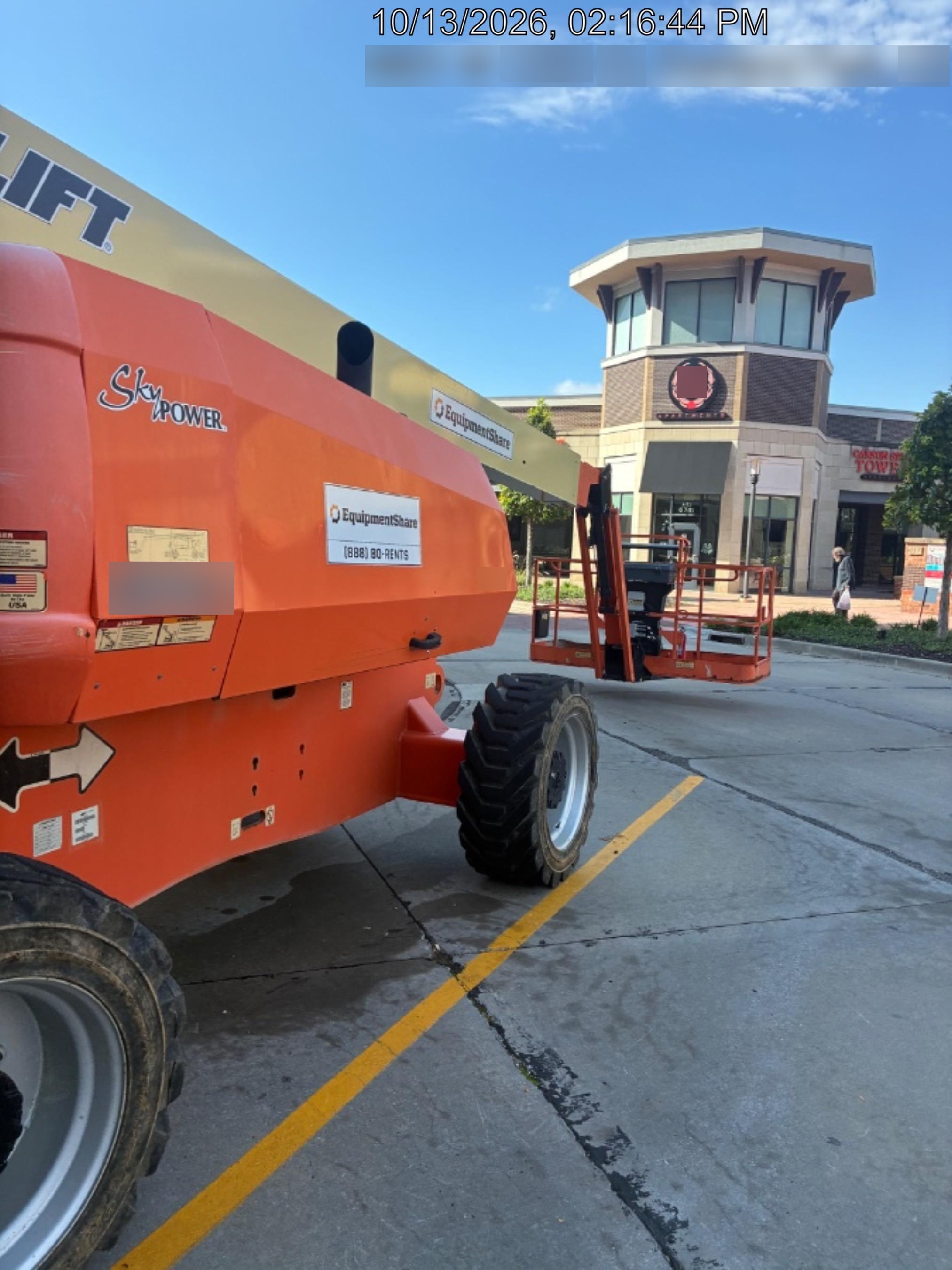 2019 JLG 800AJ